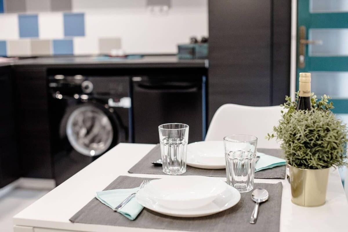Cute, New And Modern Apartment In The Center Boedapest Buitenkant foto